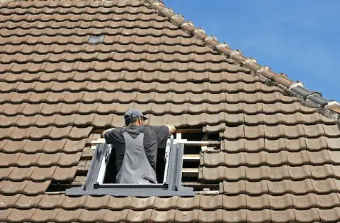 Pose de velux - Sainte-Terre